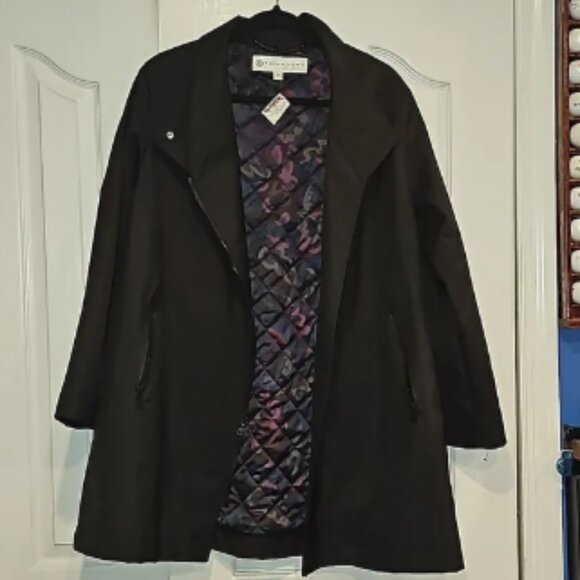Trina Turk Aysymetrical Quilted Nylon Coat NWT - Picture 1 of 7